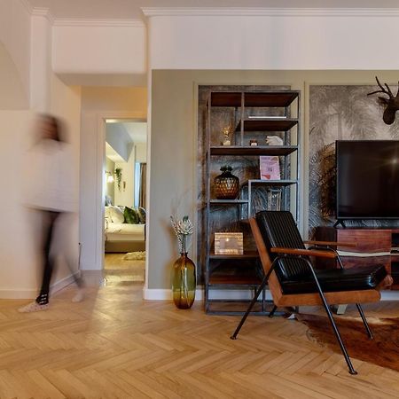 Bagheera'S Den Villa Bucureşti Ngoại thất bức ảnh