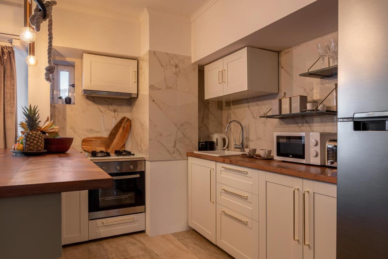 Bagheera'S Den Villa Bucureşti Ngoại thất bức ảnh