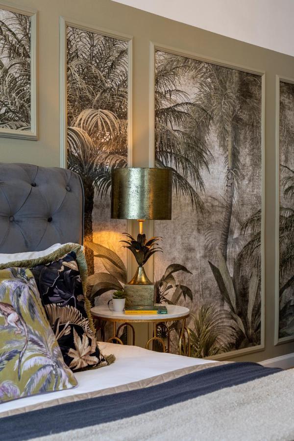 Bagheera'S Den Villa Bucureşti Ngoại thất bức ảnh